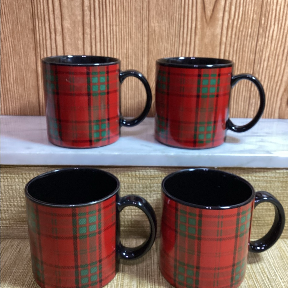 Vintage Pier One Glen Plaid Red and Green Mugs Set made in Japan